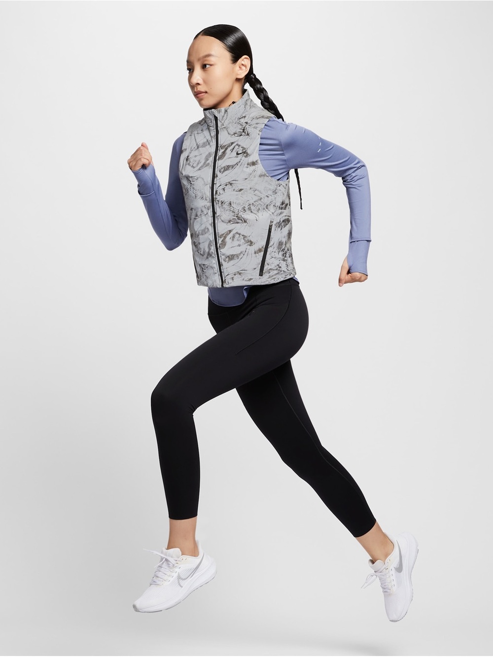 Nike Swift Women's Therma-FIT ADV Reflective Running Vest